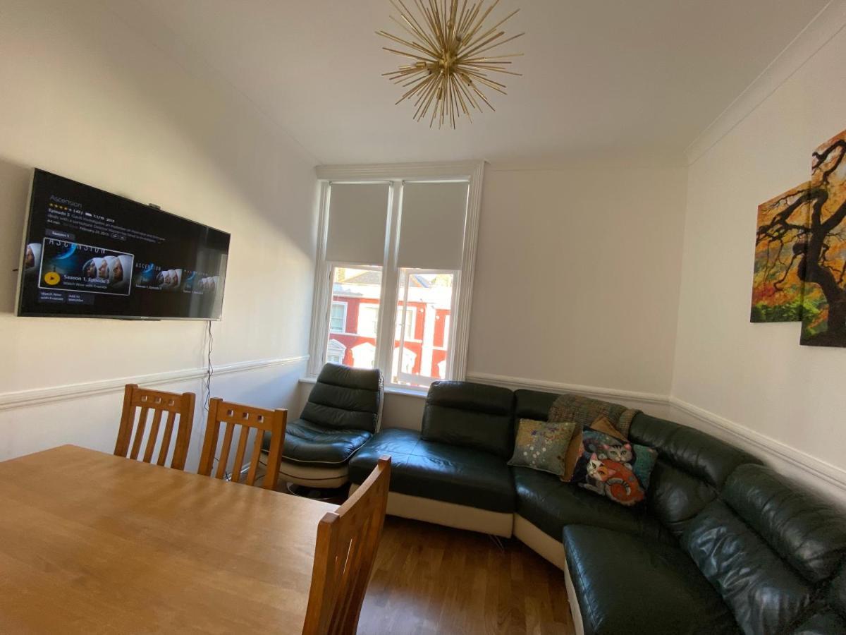 Seaside Rentals Bournemouth Centre - Large 3Br, Wifi, Beach 8 Min Walk
