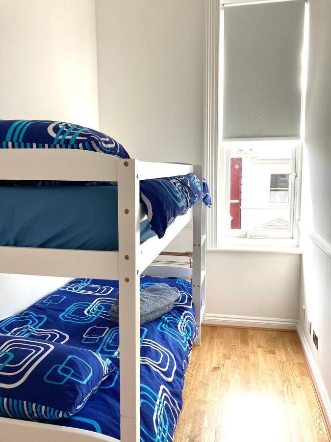 Seaside Rentals Bournemouth Centre - Large 3Br, Wifi, Beach 8 Min Walk Apartment Bournemouth
