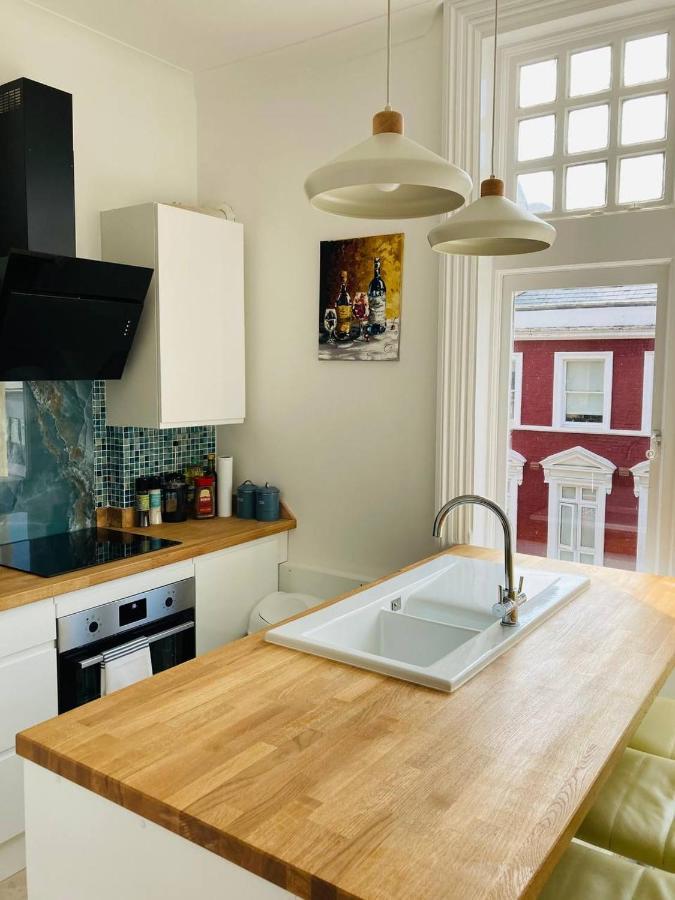Seaside Rentals Bournemouth Centre - Large 3Br, Wifi, Beach 8 Min Walk *