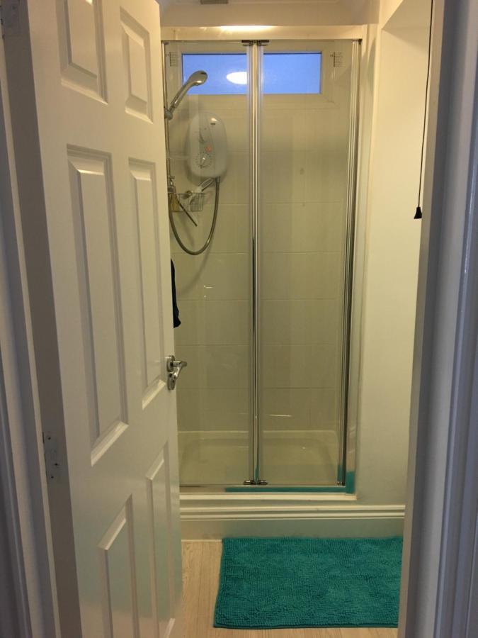Quirky 1 Bedroom In Boscombe Apartment *
