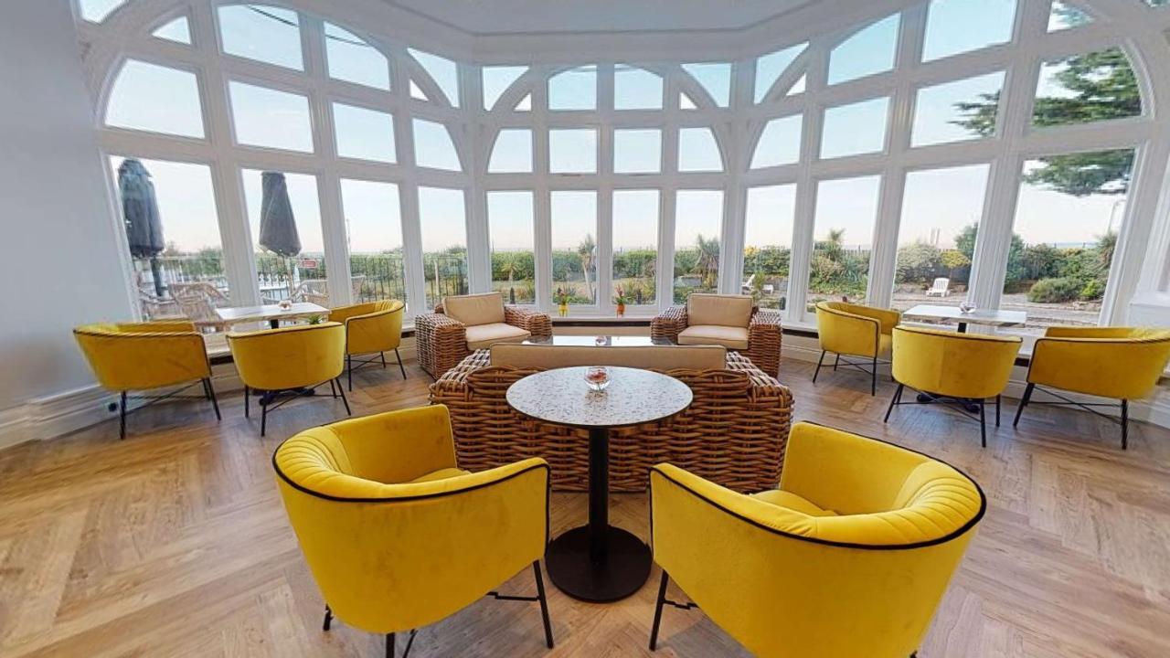 Carlton Hotel, Bw Signature Collection Hotel 3*