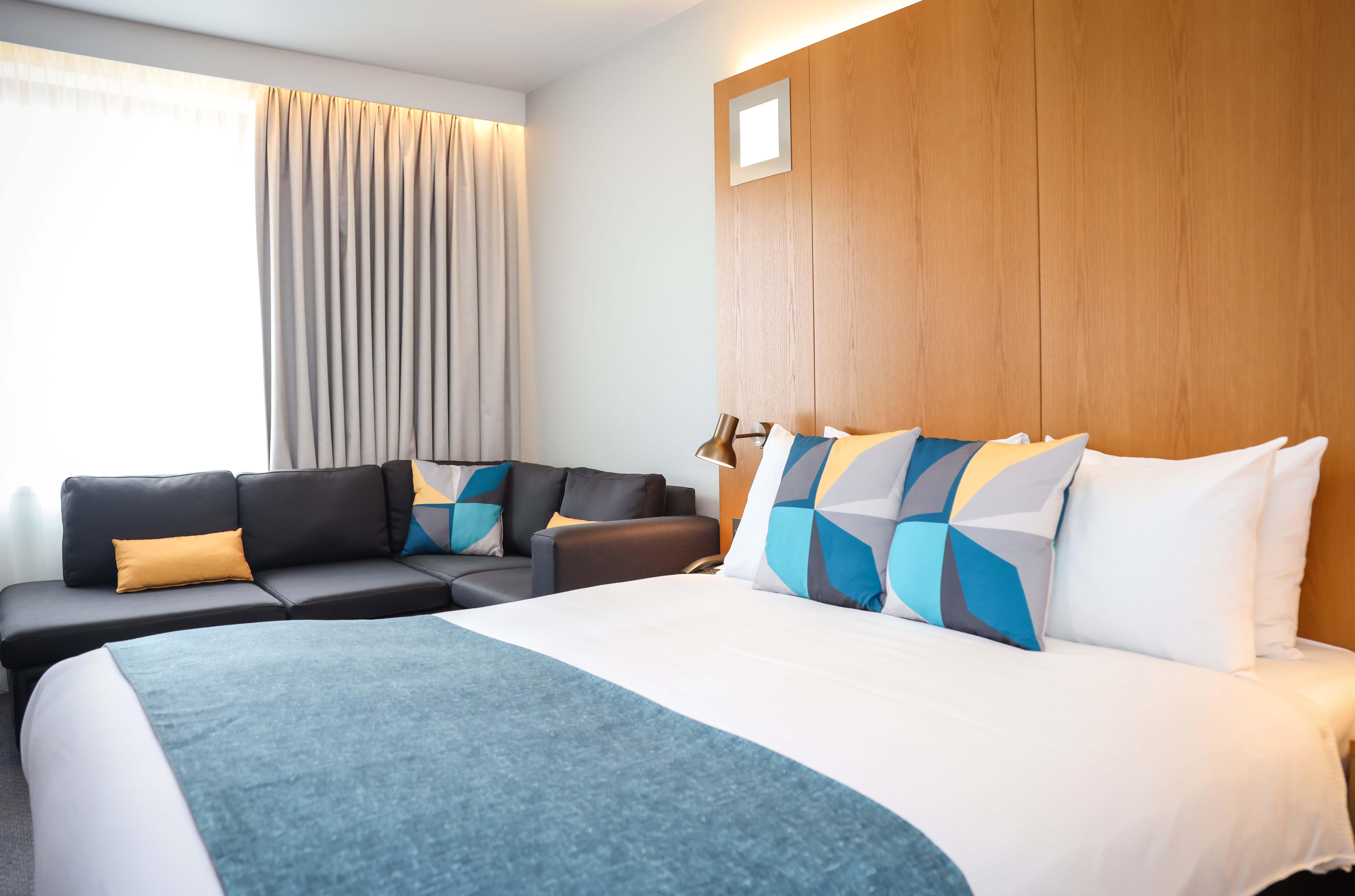 Hotel By Ihg 4*