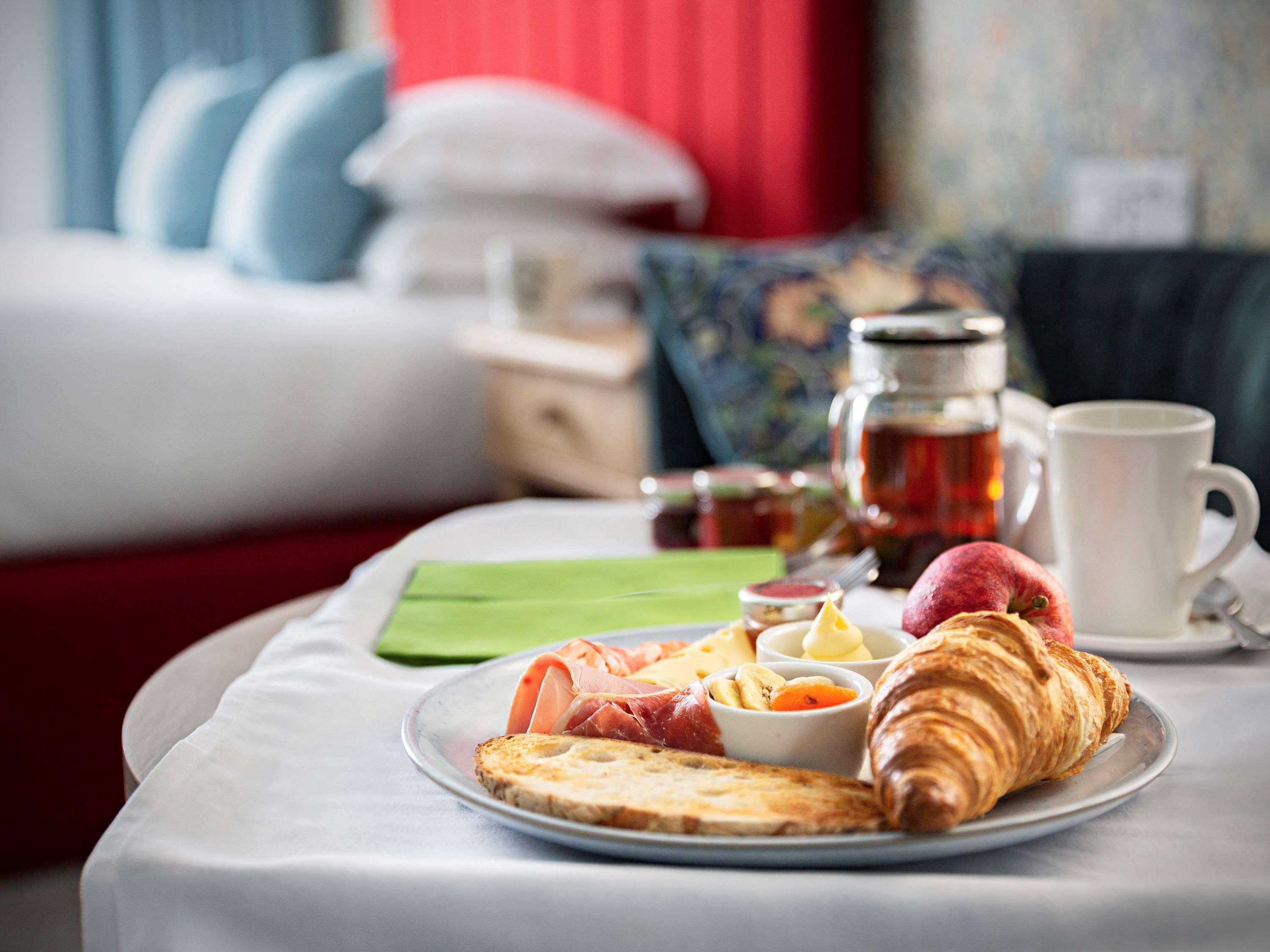 Hotel The Queens & Bournemouth