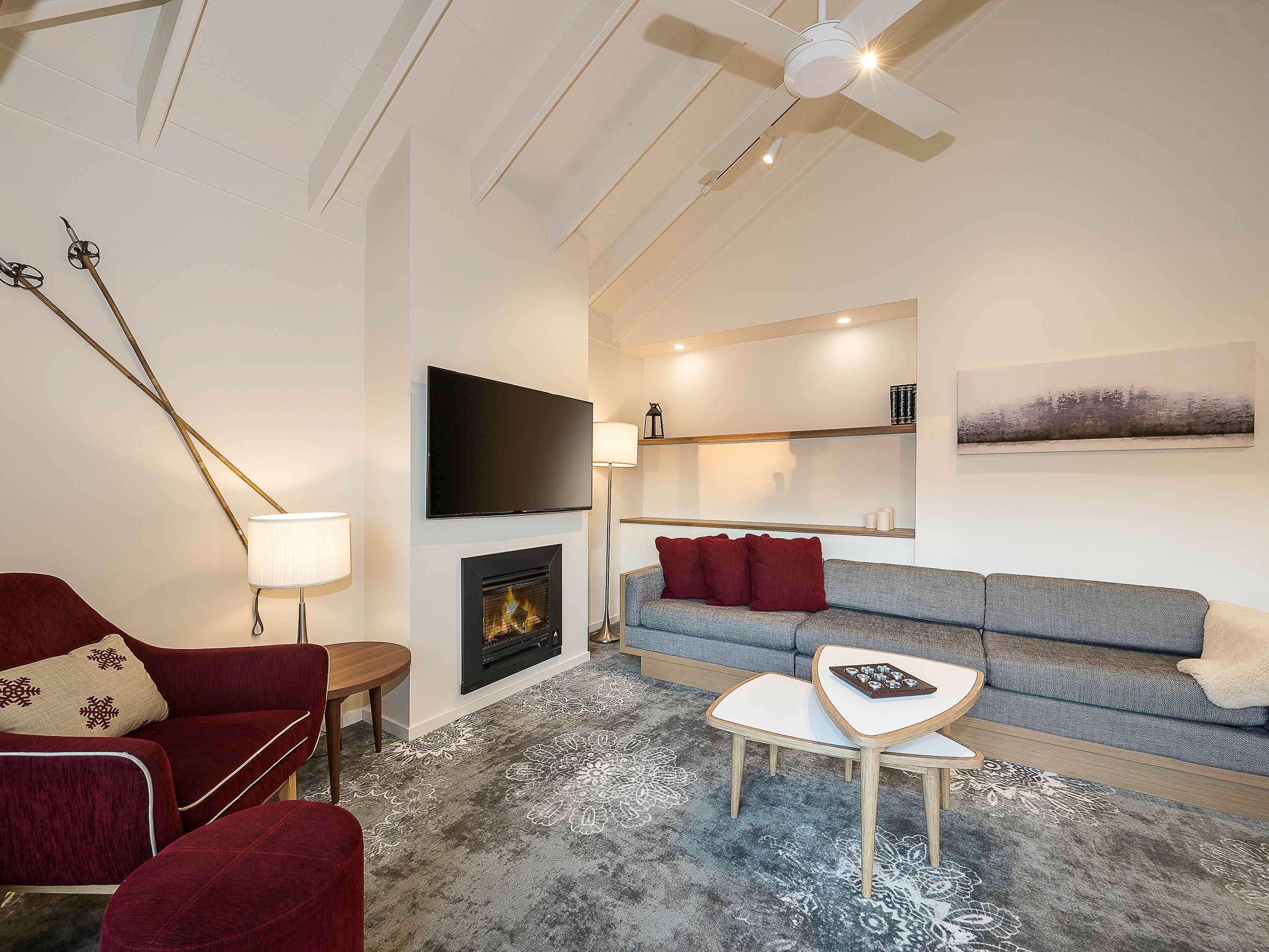Hotel The Queens & 4*