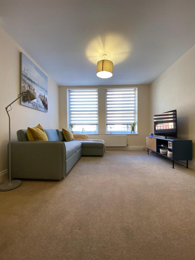 1 Bedroom In The Heart Of Apartment *