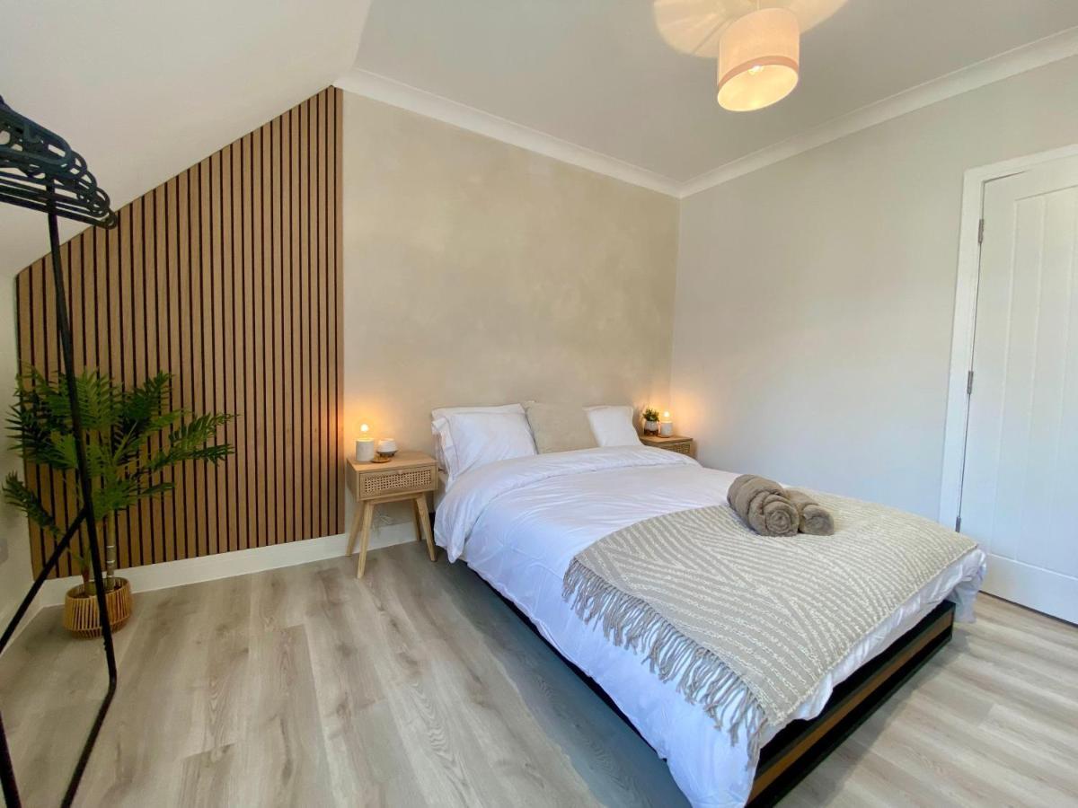 Apartment Luxury Scandi Inspired 1 Bed Town Centre *