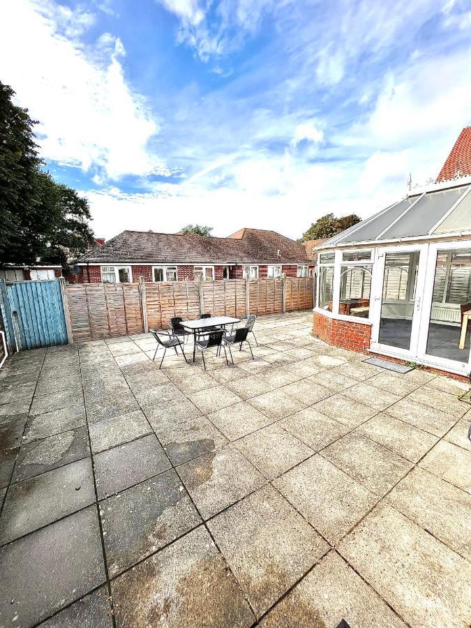 19a Stourwood Avenue Holiday home