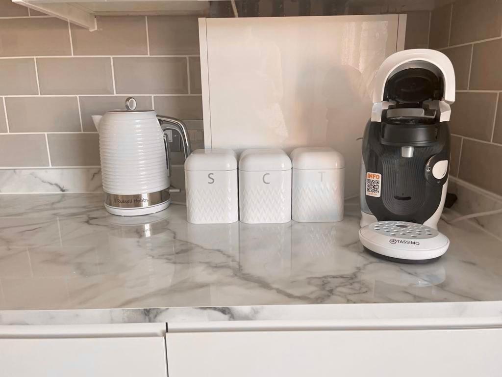 Exquisite Apartment, Stone Throw From The Apartment Bournemouth