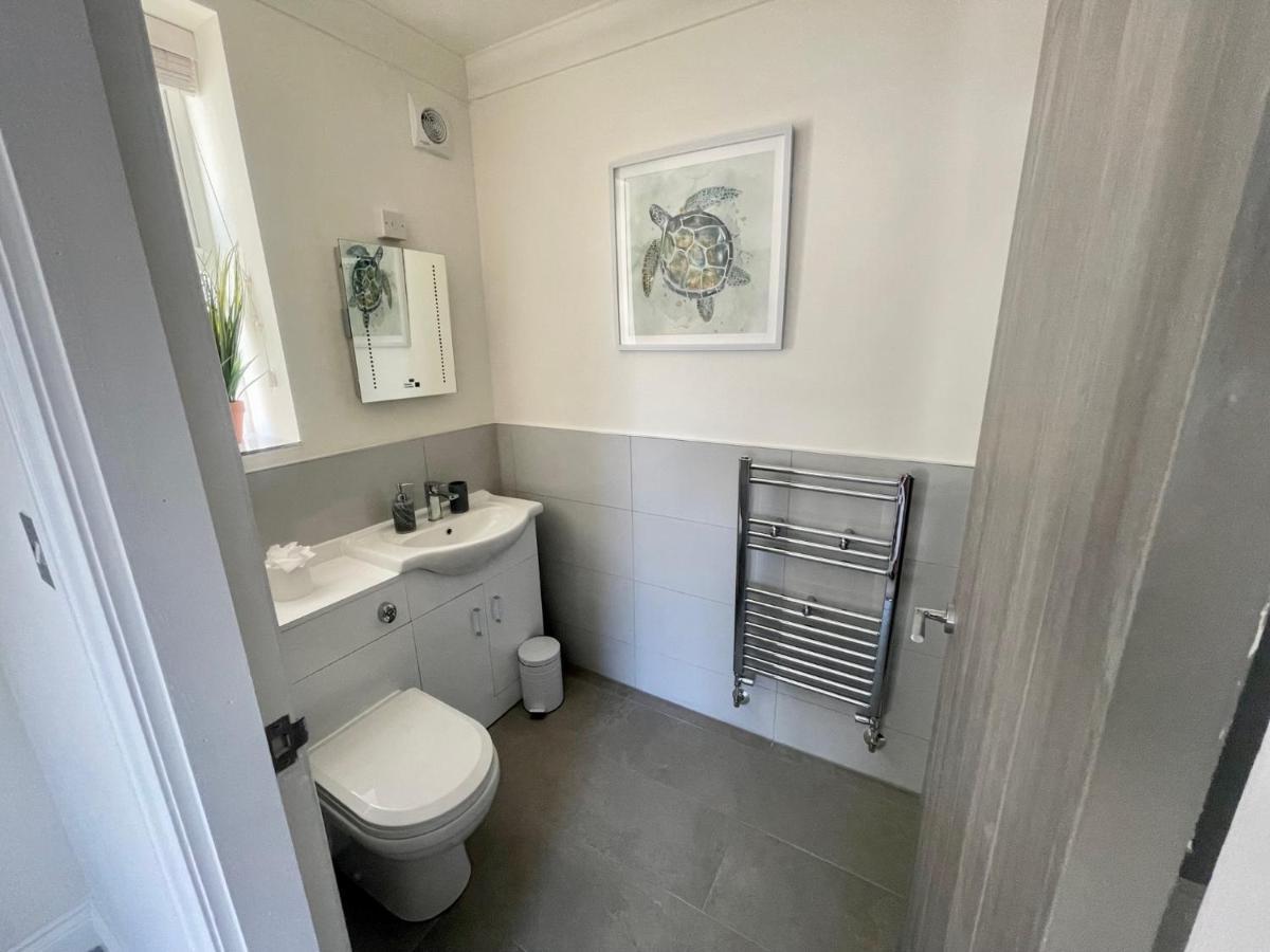 Apartment Exquisite Apartment, Stone Throw From The Bournemouth