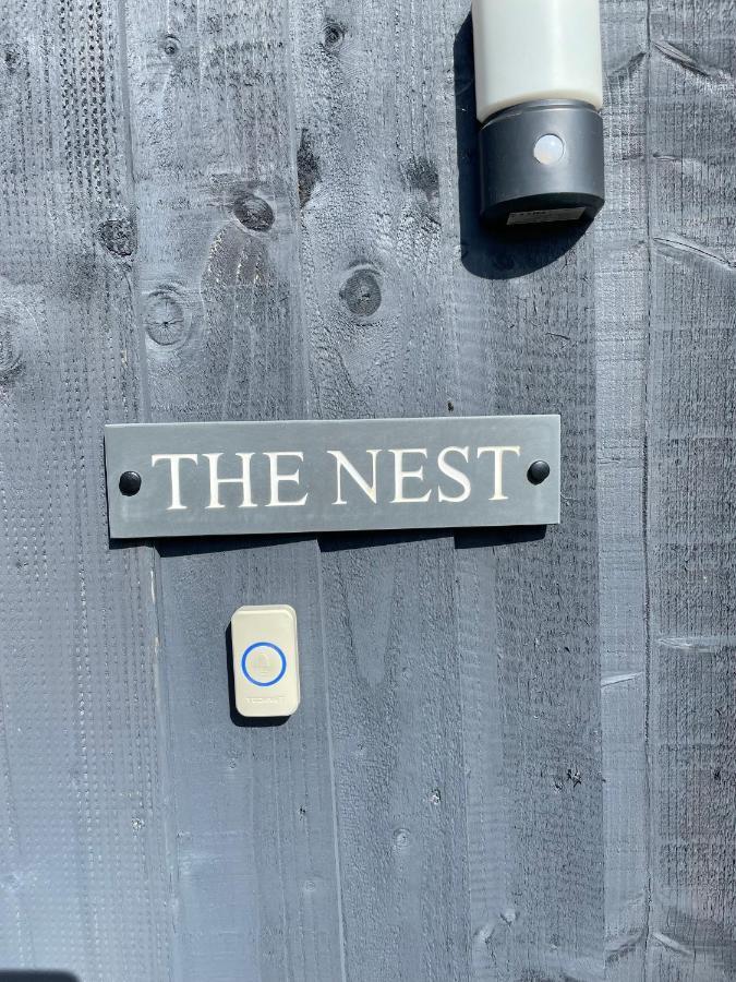 A Hidden Gem With Private Hot Tub And Garden - Netflix - Fast Wifi - Free Parking