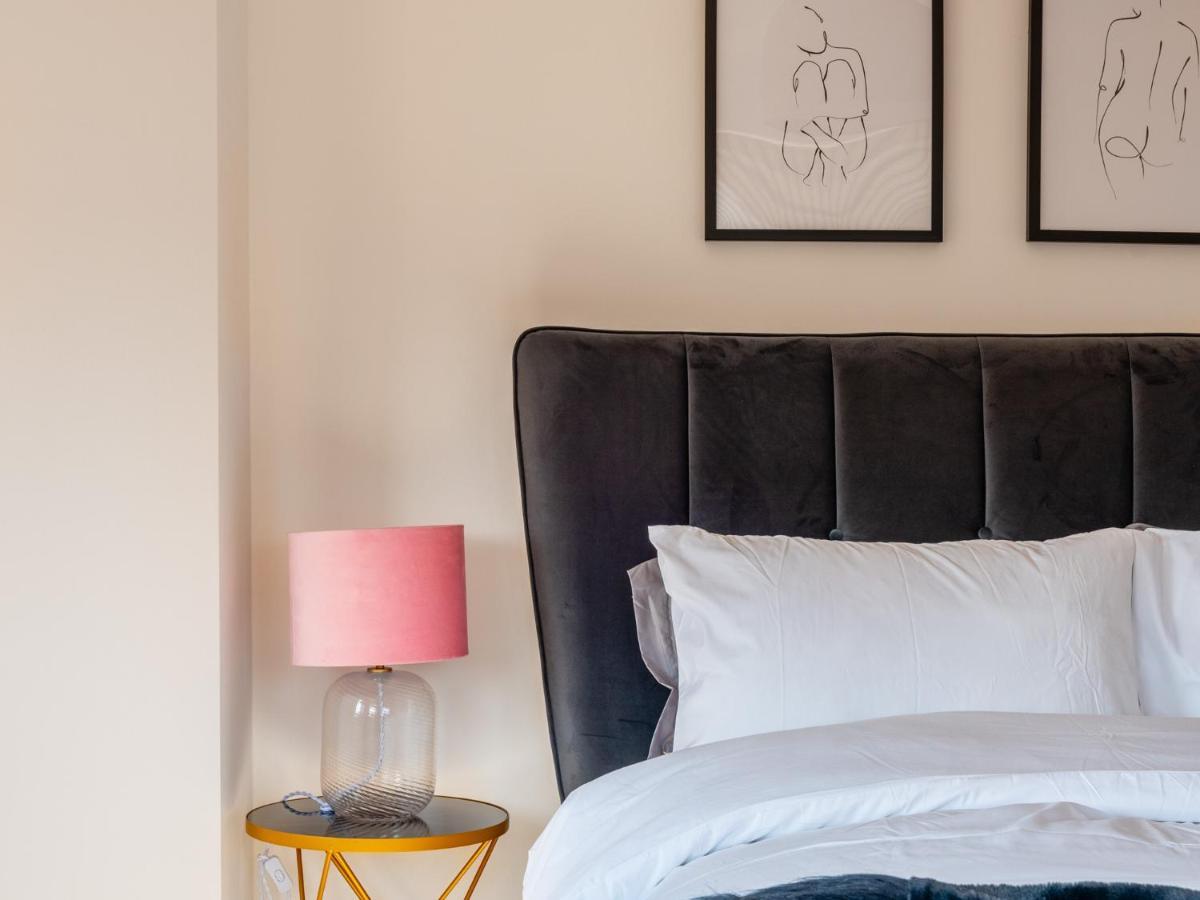 Lovely 2 Bedroom With Free Parking