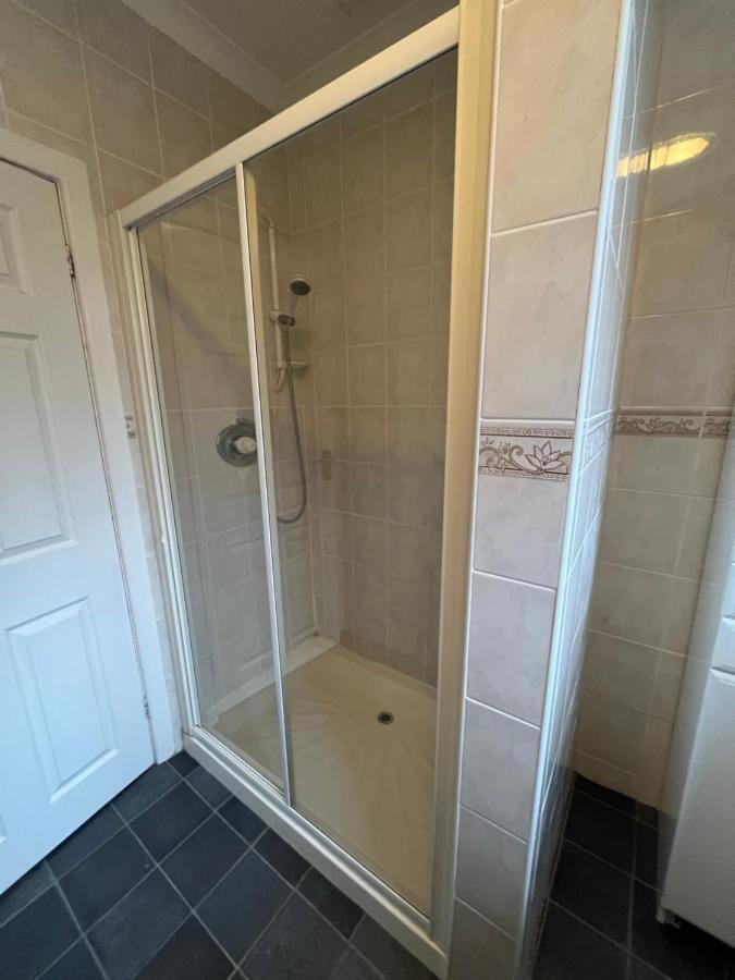 19a Stourwood Avenue * Bournemouth