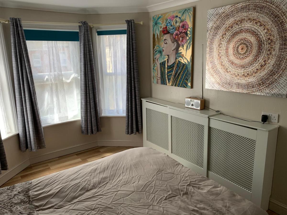 Holiday home Relaxing - 7-10min To Sandy Beach By Car - Private Garden, Parking And Spa Bournemouth