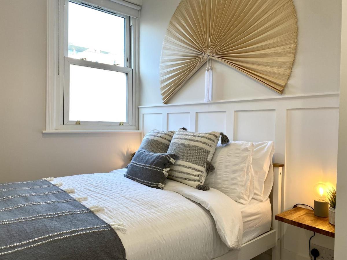 Stunning Themed 2 Bed * Bournemouth