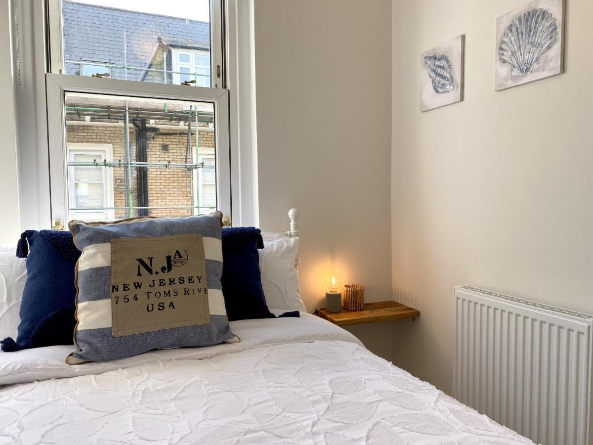Apartment Stunning Themed 2 Bed