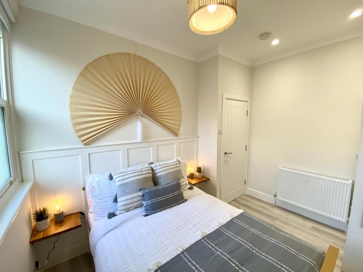 Stunning Themed 2 Bed Apartment Bournemouth