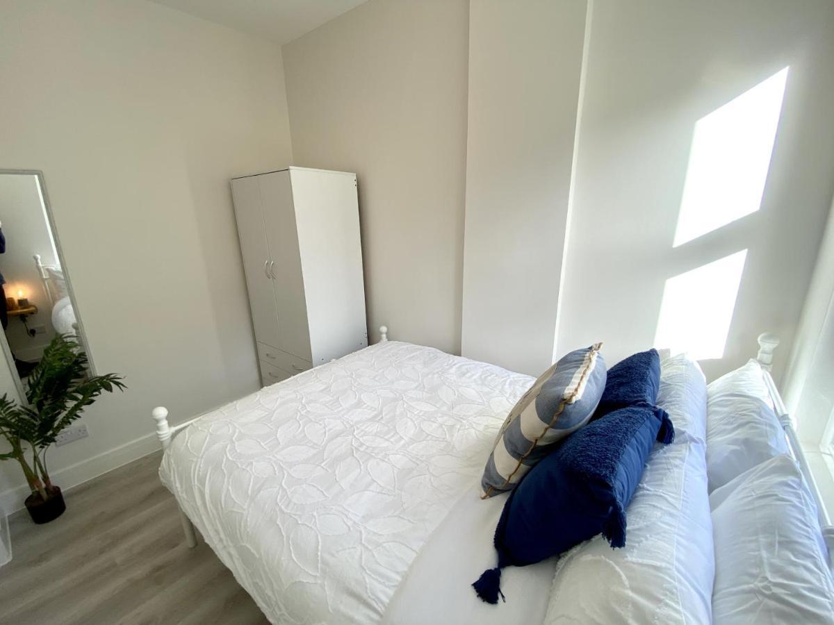 Stunning Themed 2 Bed *