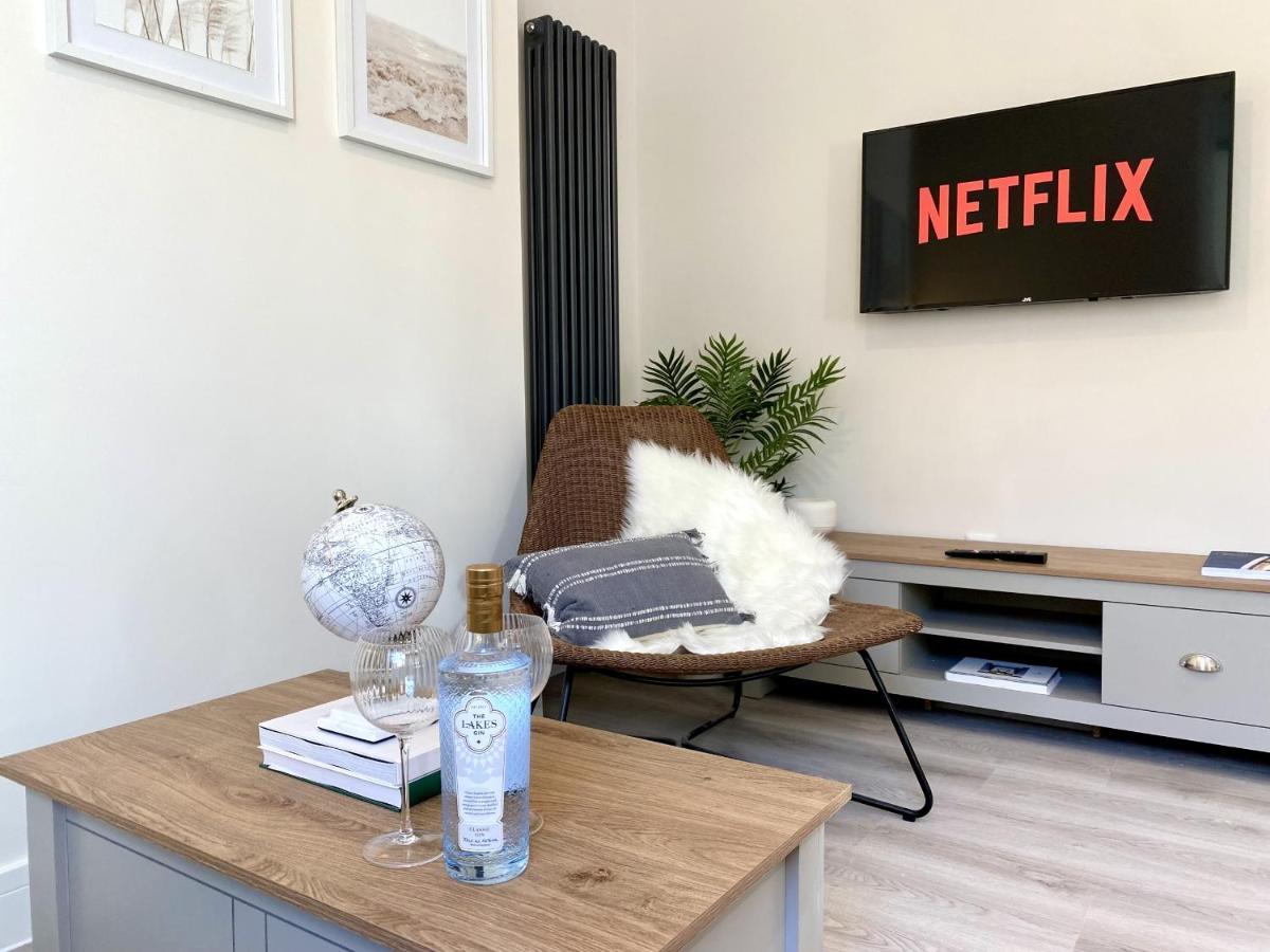 Apartment Stunning Themed 2 Bed Bournemouth