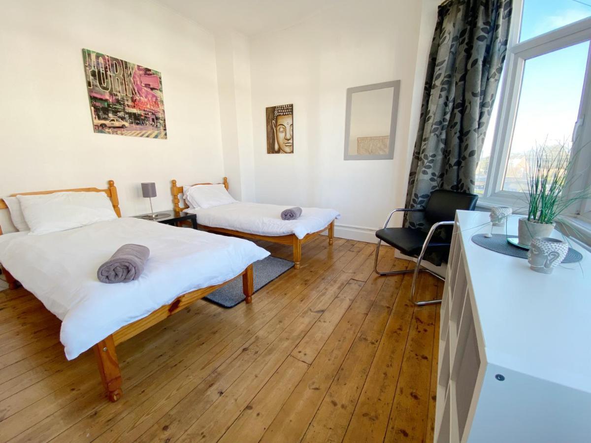 Cosy Old House Free Parking Close To Town & * Bournemouth