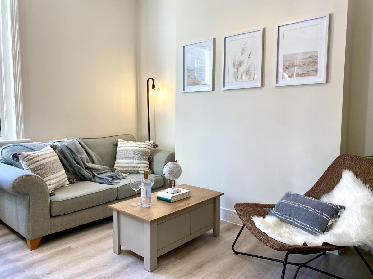 Apartment Stunning Themed 2 Bed