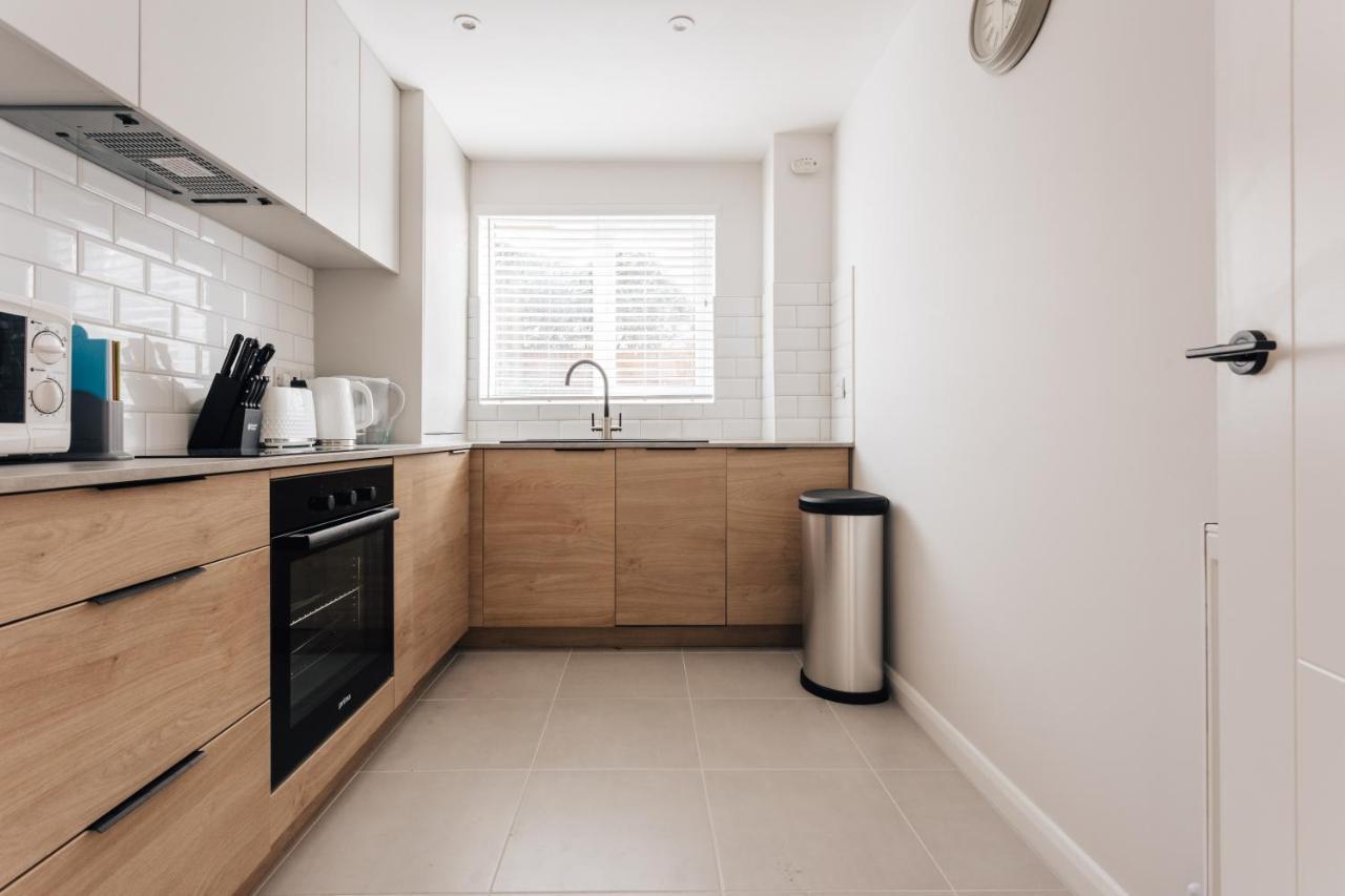 Premier Refurbished Flat Apartment