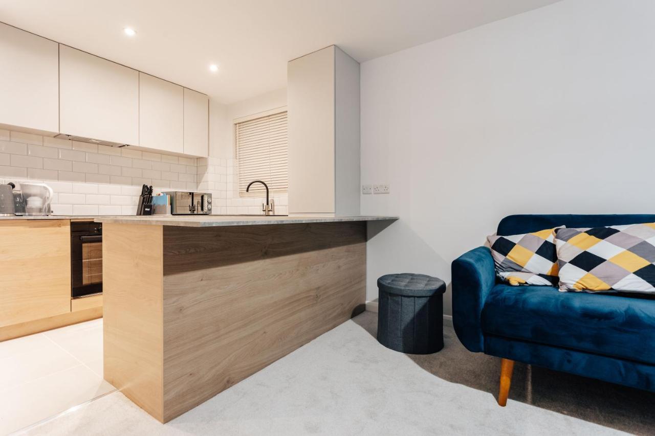 Stunning 2 Bedroom Flat In Town * Bournemouth