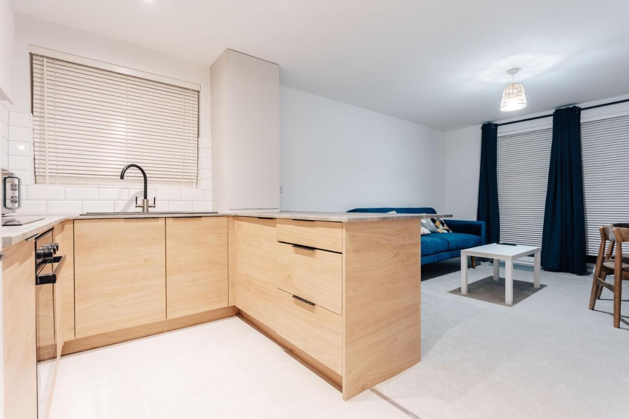 Stunning 2 Bedroom Flat In Town * Bournemouth