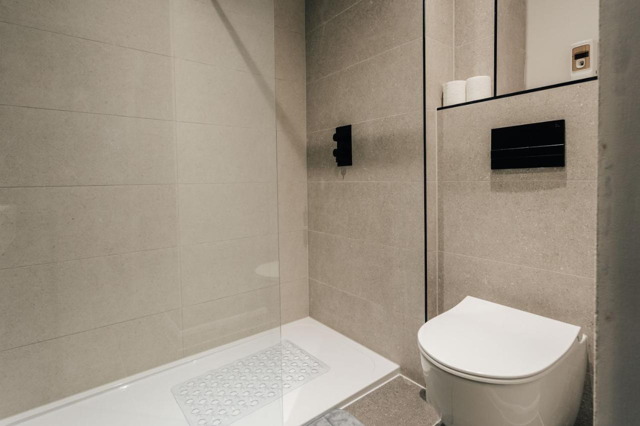 Apartment Premier Refurbished Flat *
