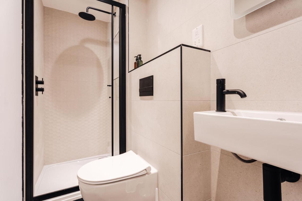 Stunning 2 Bedroom Flat In Town * Bournemouth