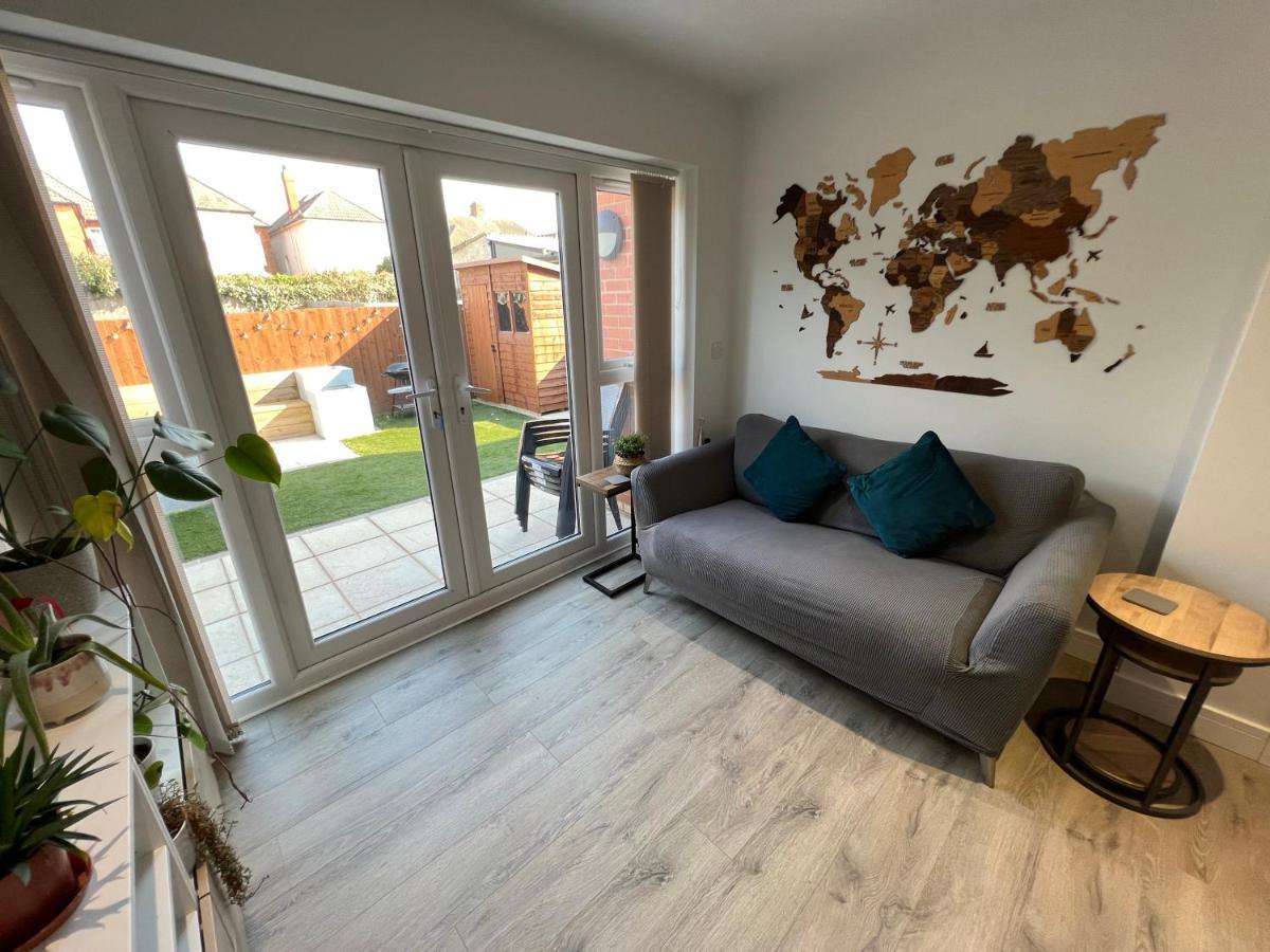 Apartment Wolverton Road,