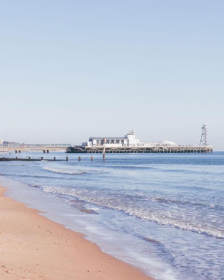 Cosy 2 Bed Minutes From & Town Apartment Bournemouth
