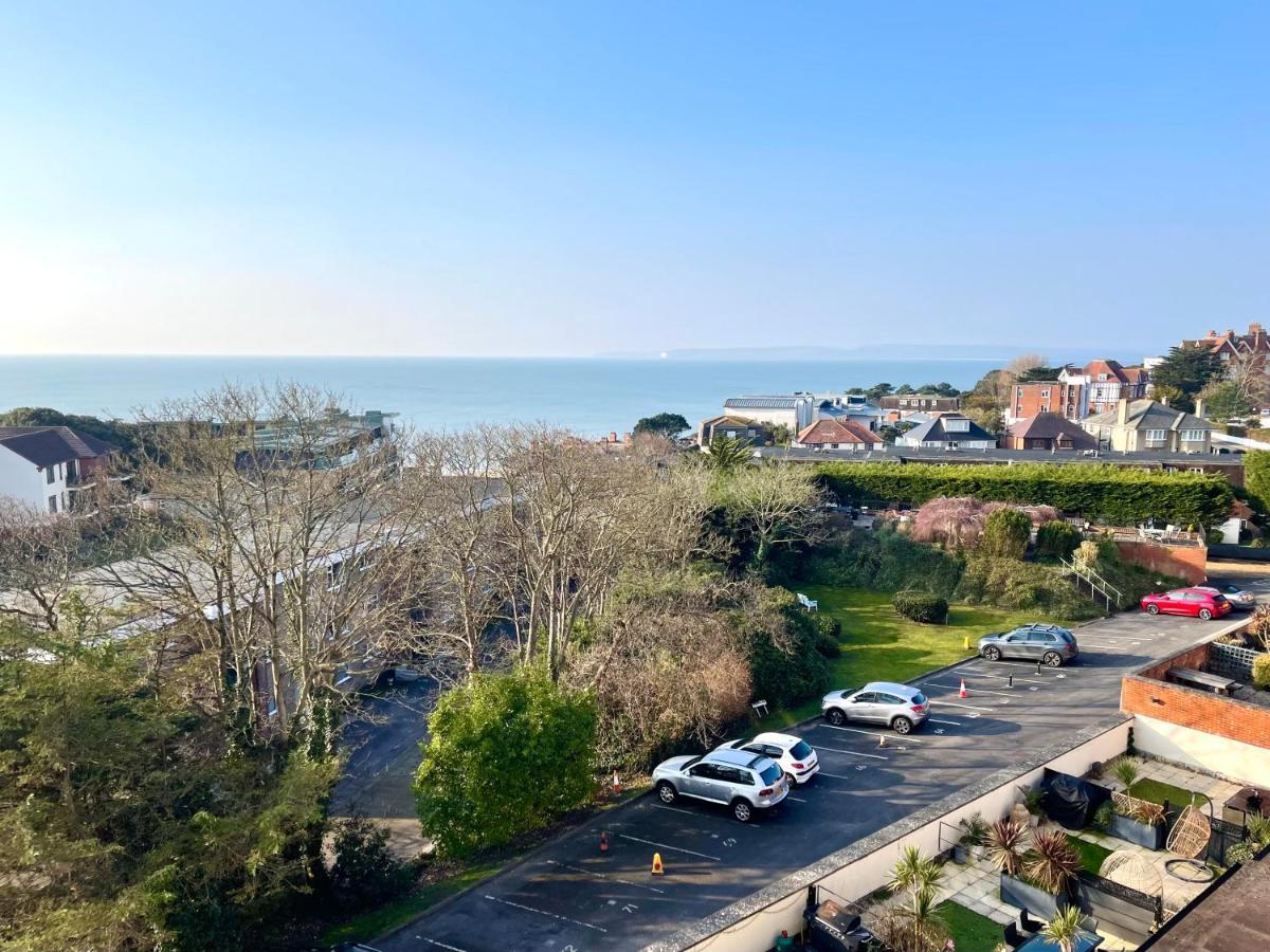 Sea View Family By Gym & Parking Apartment