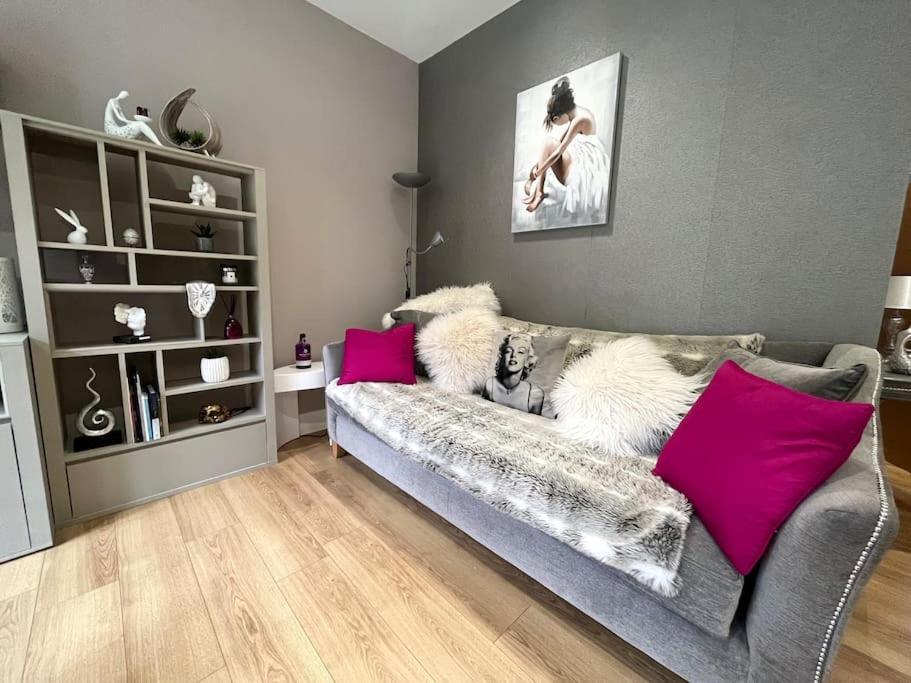 Trafalgar Mews, Westbourne *