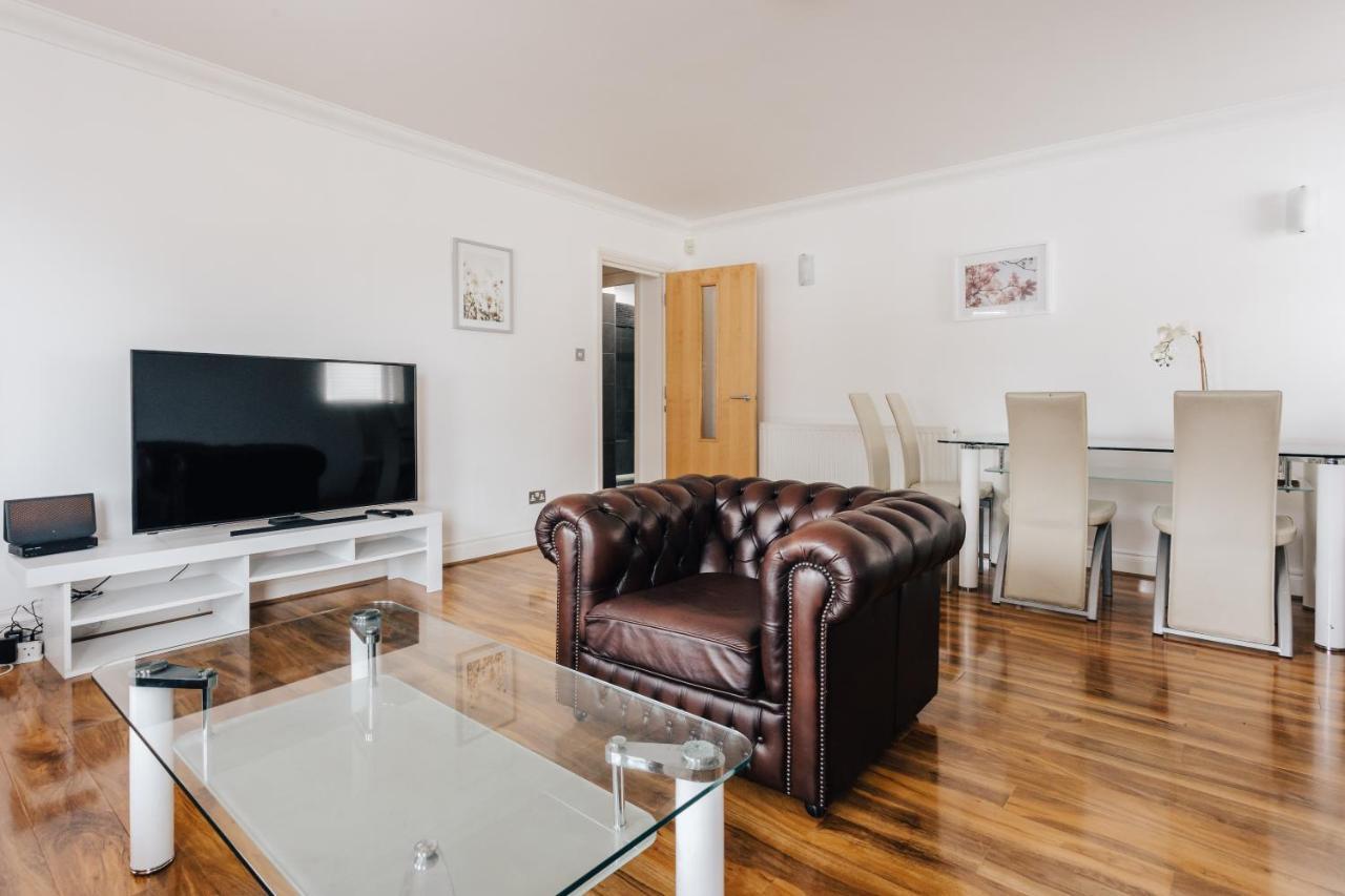 Quality Front Sleep Up To 7 Guests * Bournemouth