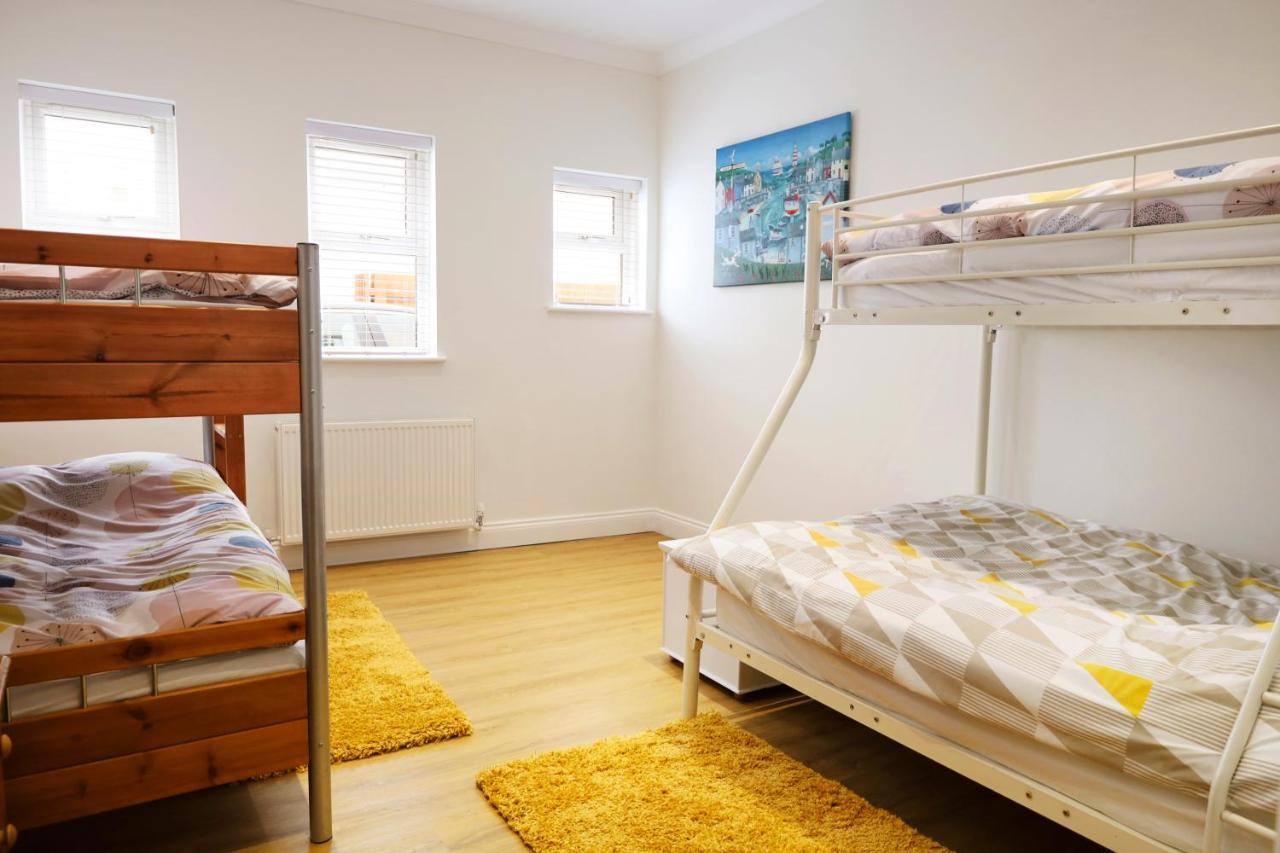 The Grand Avenue Apartment *