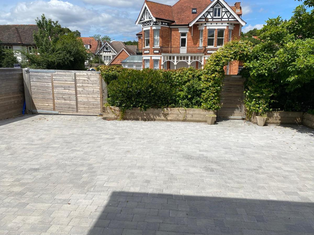 Tiny Home, Boscombe Manor
