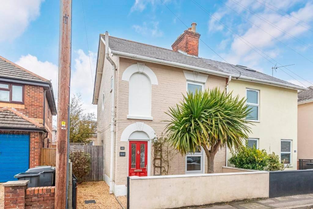 Bournecoast - Lovely Two Bedroom Victorian - Garden - Wifi - Hb8500 Holiday home *