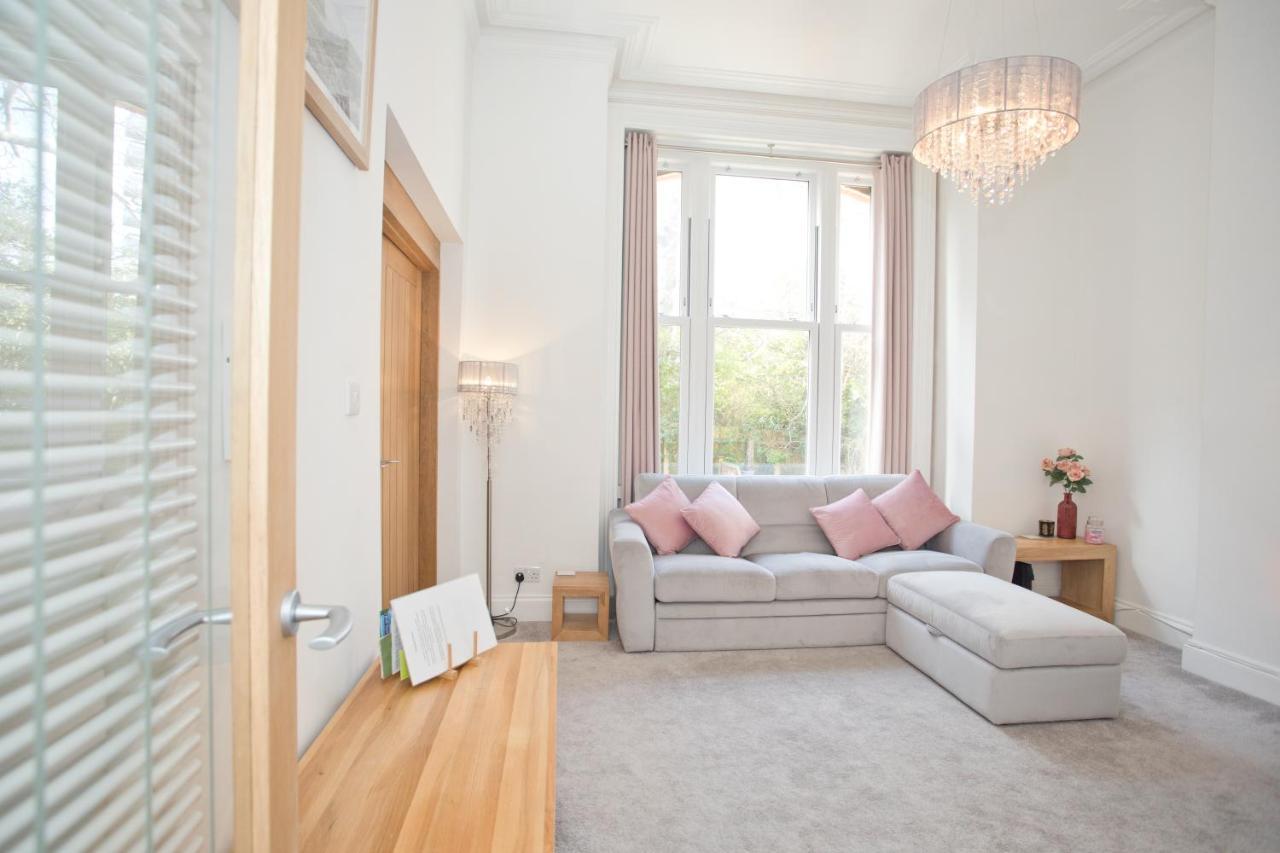 Apartment Chine - Beautiful Location Next To The Bournemouth