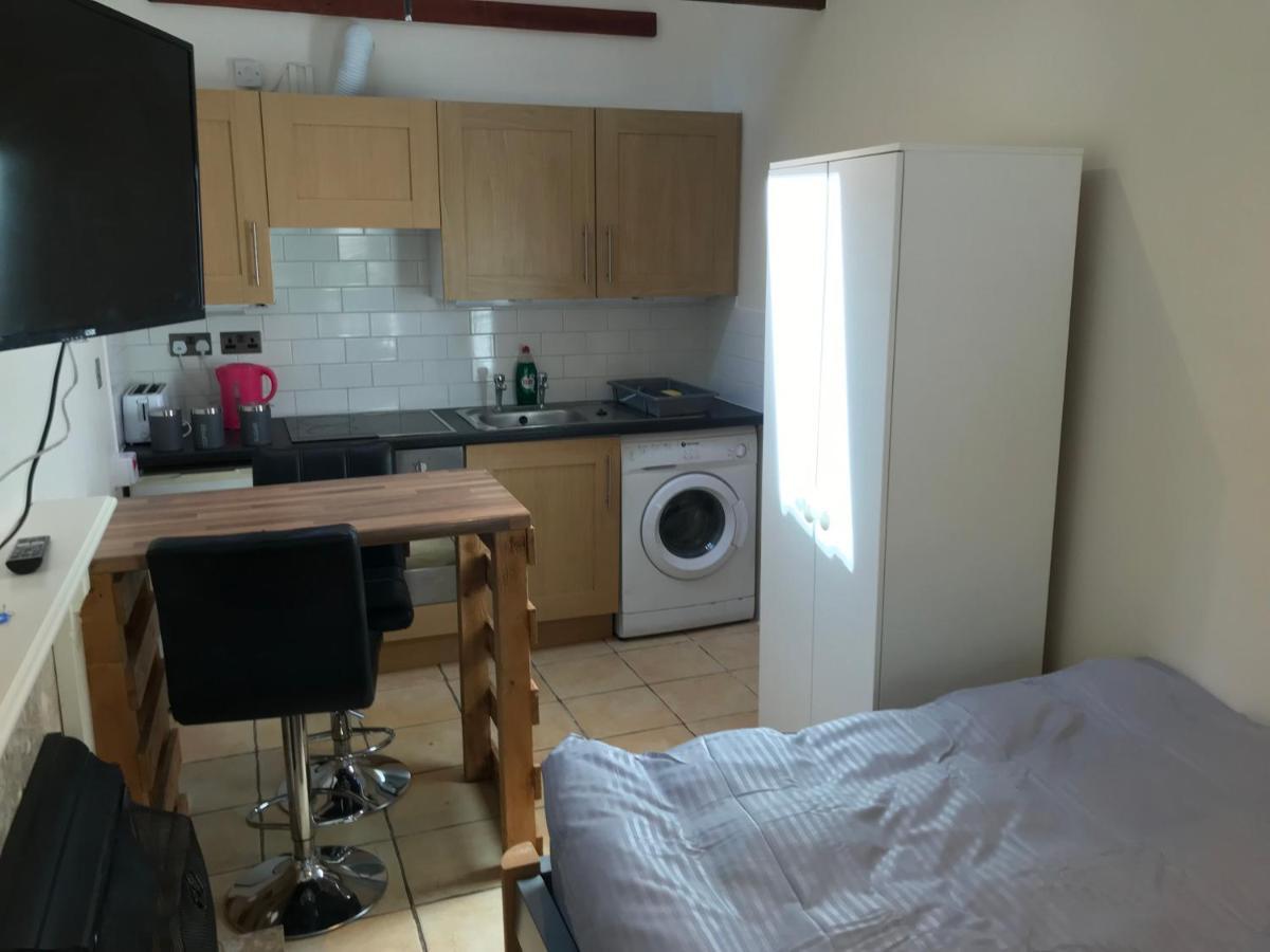 Self Contained Annex