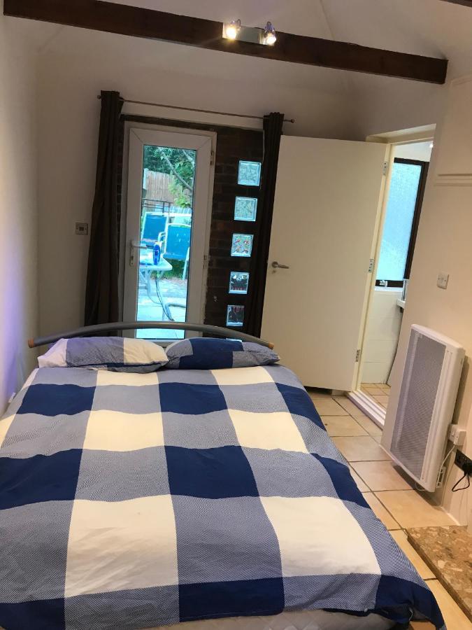 Self Contained Annex