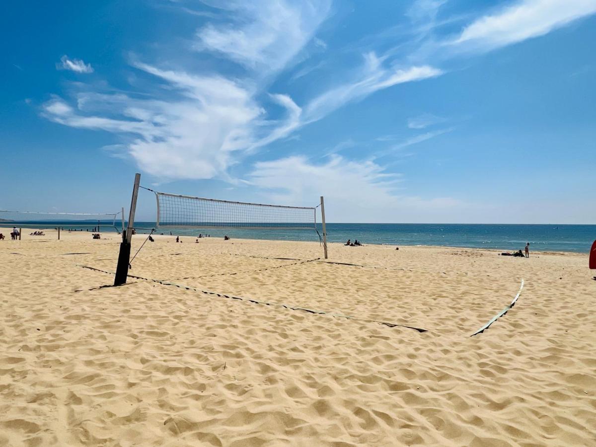 The Retreat - Large Luxury Apartment, Two Mins From Bournemouth