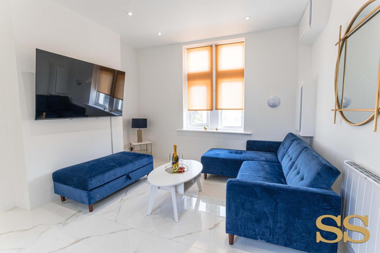 Blue Lagoon: Beachside Retreat With O2 Academy Access