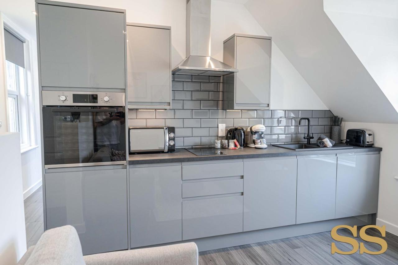 The Hideaway: Beachside Retreat With O2 Academy Access Apartment Bournemouth