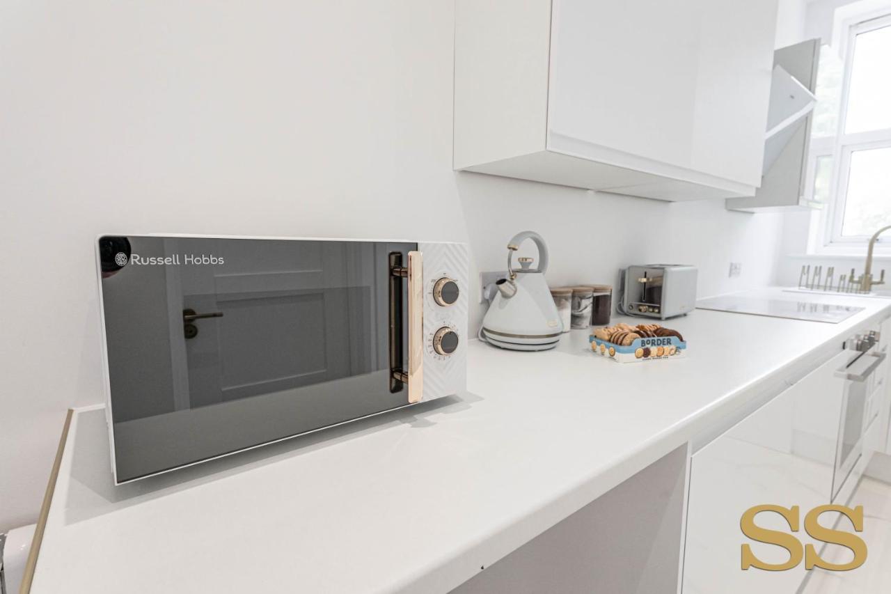 Blue Lagoon: Beachside Retreat With O2 Academy Access Apartment Bournemouth