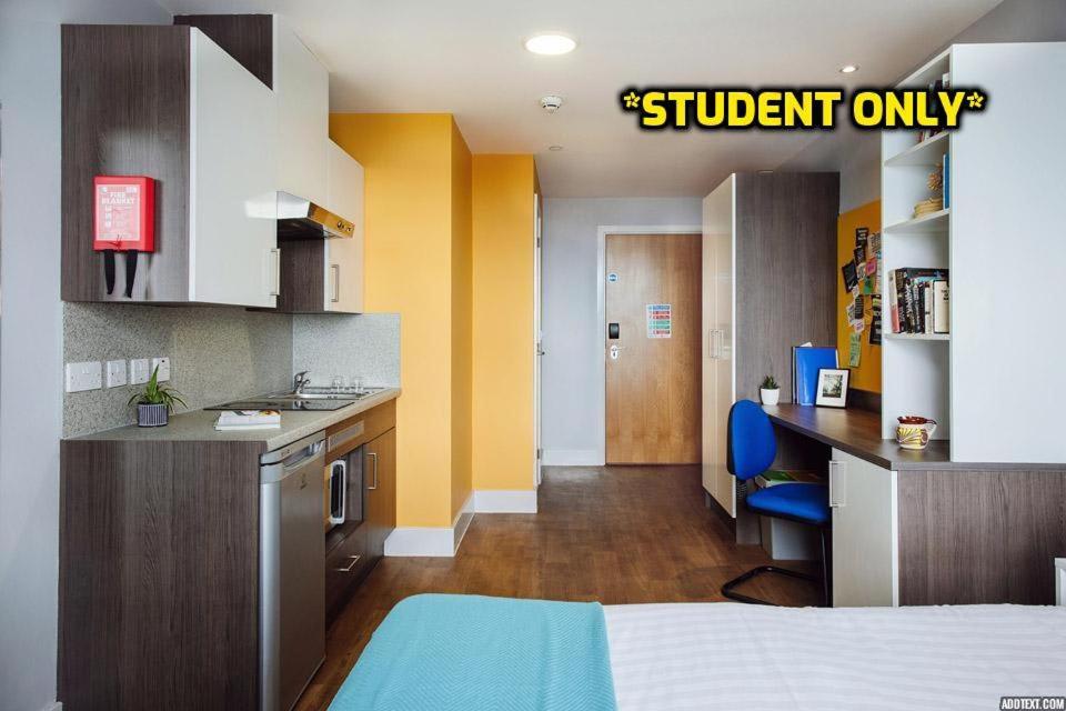 Student Only Zeni Students En-Suites In Bournemouth * Bournemouth