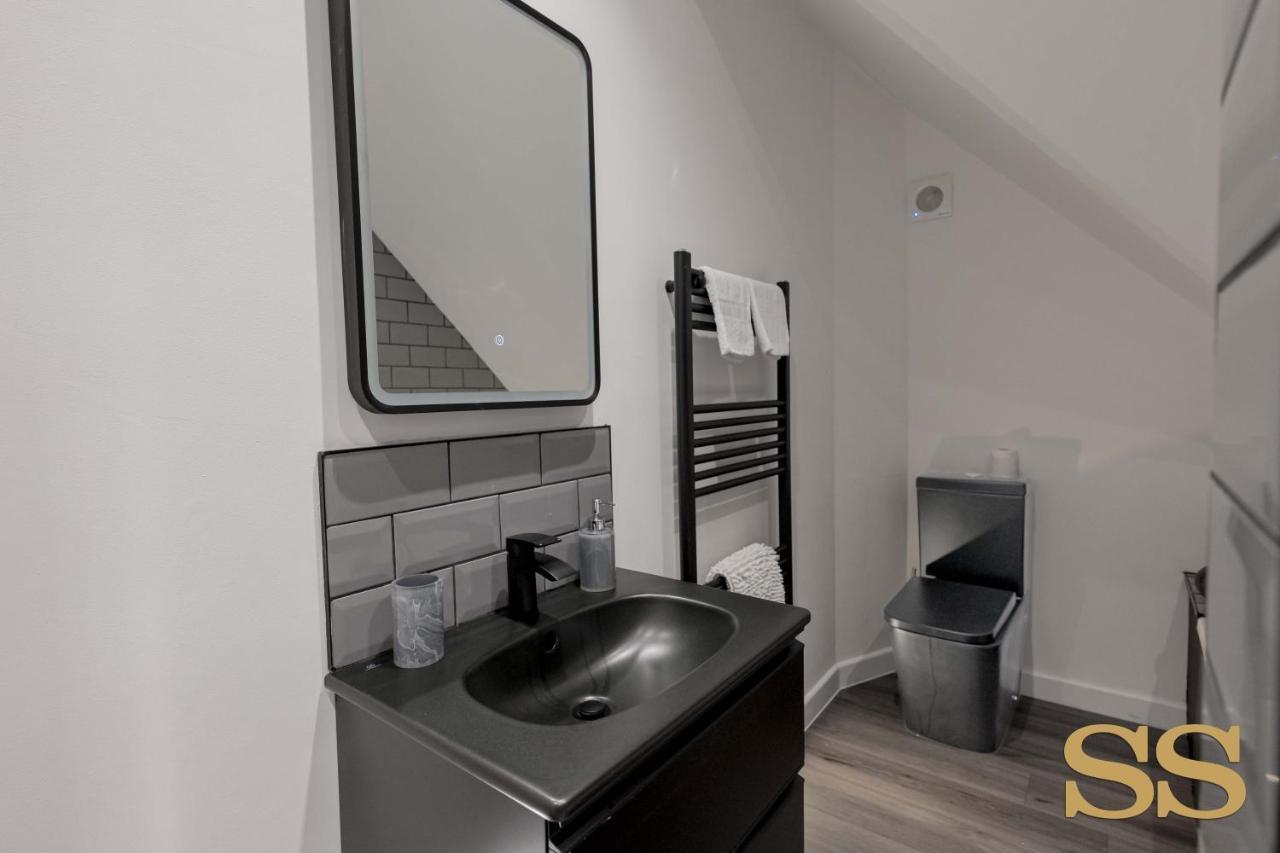 Apartment The Hideaway: Beachside Retreat With O2 Academy Access *