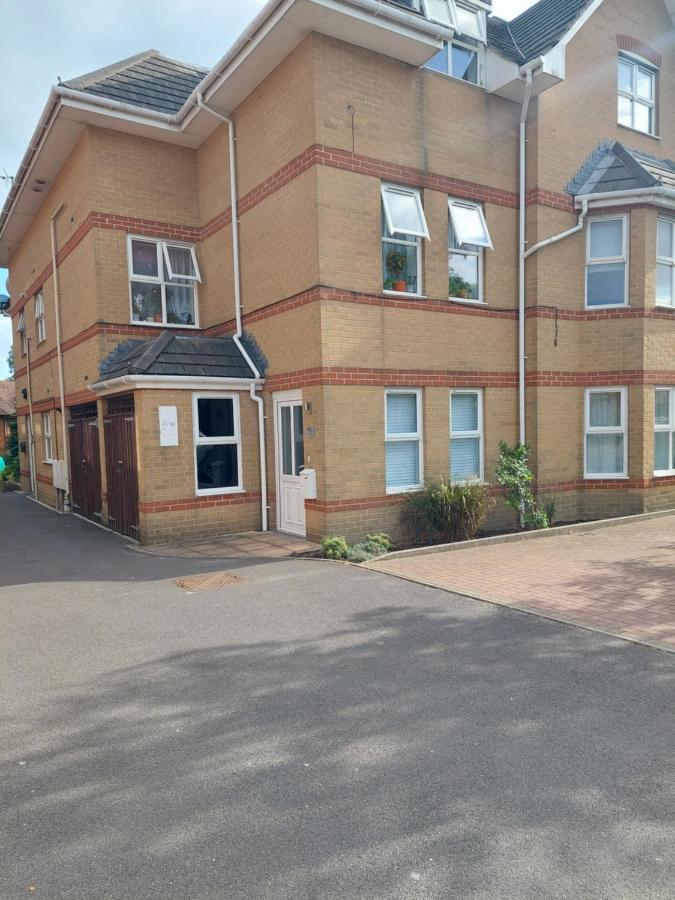 In Boscombe Close To Bournemouth