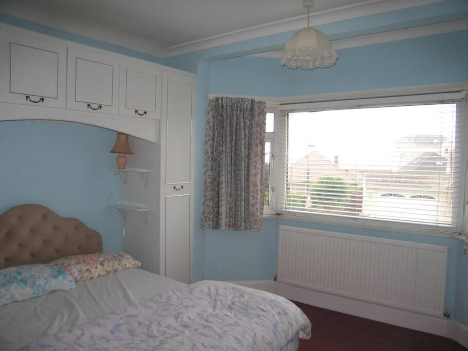 Dalmeny Road