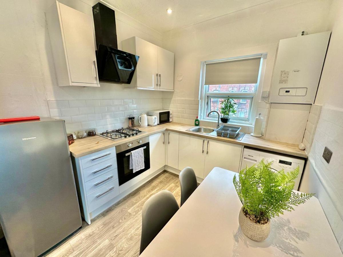 Chic In Central With Parking Apartment *