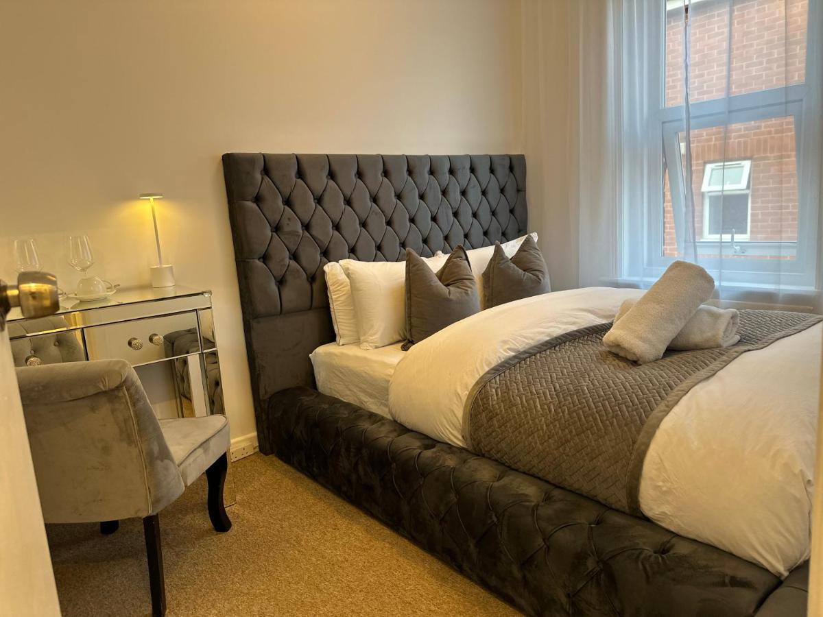 Guest house The Smaller New Refurbished Ensuite 5min From Parking In *